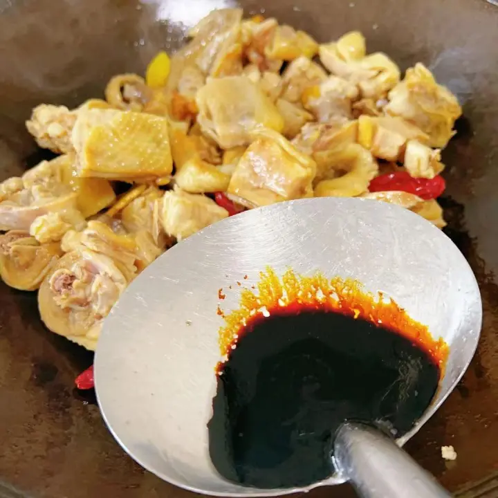锅仔腊板鸡 第 7 步