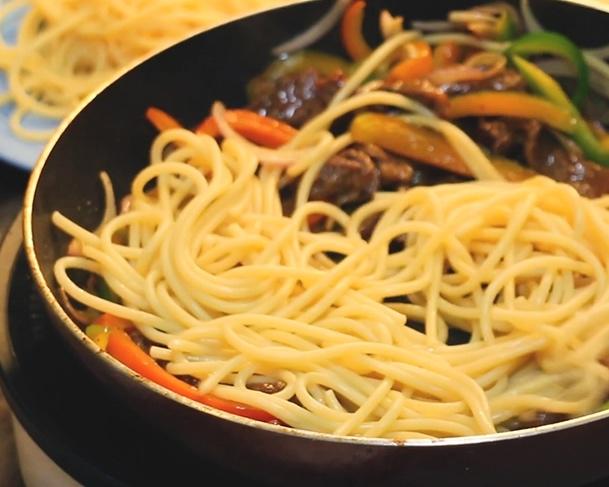 黑椒牛柳意面 第 7 步