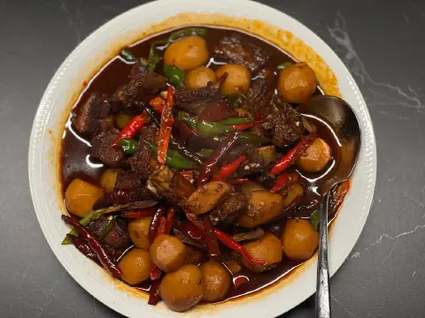 小土豆烧排骨