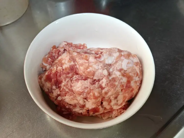 梅干菜肉沫纸皮烧麦 第 6 步