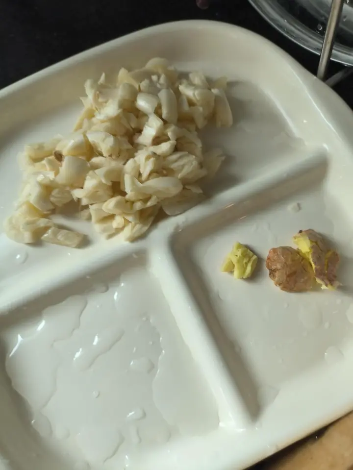 辣椒拌皮蛋 第 3 步