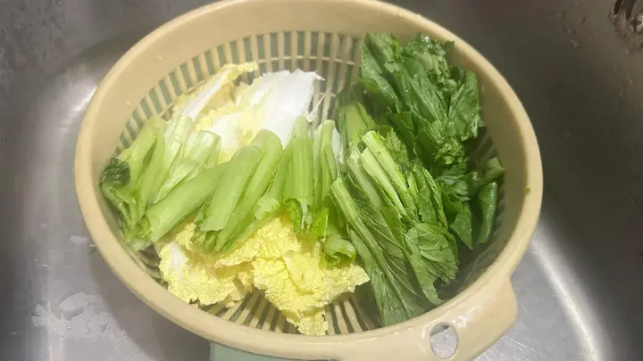 杂菜炒肉 第 2 步
